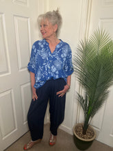 Load image into Gallery viewer, AMELIA 3 Button Patterned Shirt
