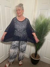Load image into Gallery viewer, VERITY Popcorn Open Knit Top