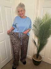 Load image into Gallery viewer, DEBBIE 2 Piece Leisure Set