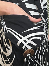 Load image into Gallery viewer, DONNA Sleeveless Maxi Dress