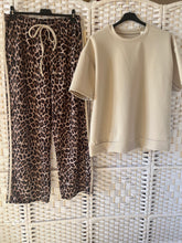 Load image into Gallery viewer, DEBBIE 2 Piece Leisure Set