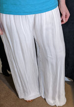 Load image into Gallery viewer, Size XL in Italian Silk Lined Palazzo Trousers