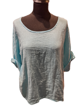 Load image into Gallery viewer, Italian cotton and linen top