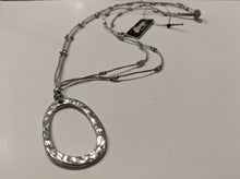 Load image into Gallery viewer, Hammered Oval Necklace Set