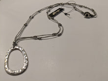 Load image into Gallery viewer, Hammered Oval Necklace Set
