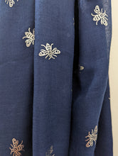 Load image into Gallery viewer, SCARF FOIL DESIGN - Bees Pattern