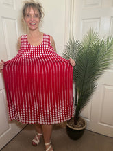 Load image into Gallery viewer, ANNIE Sleeveless Shirred Midi Dress

