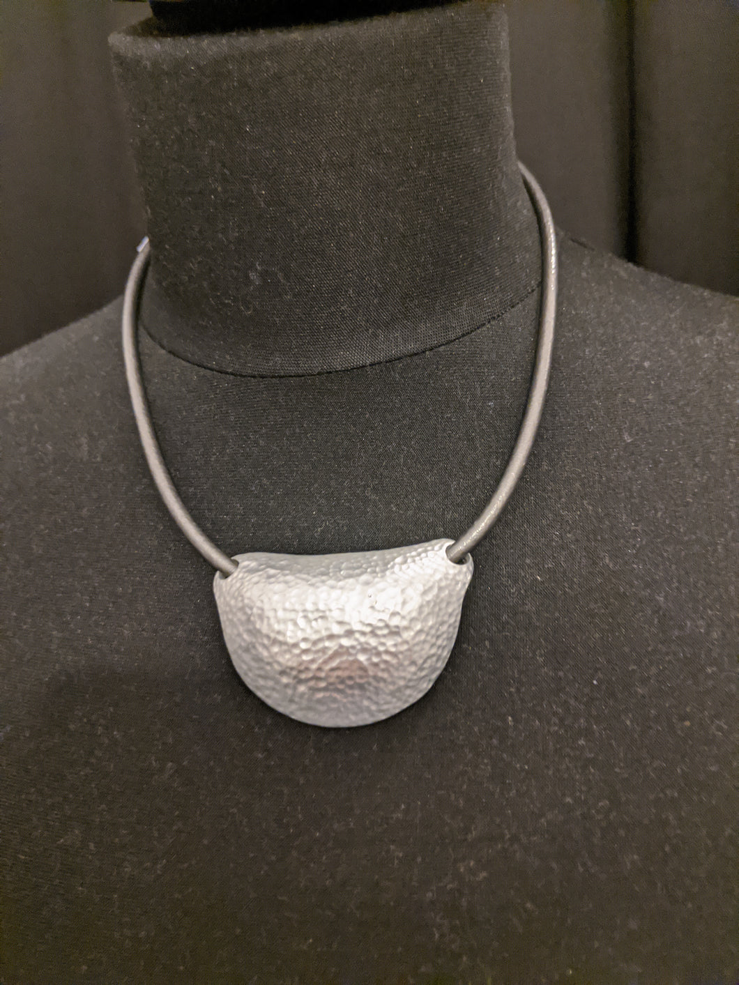 Hammered metal necklace