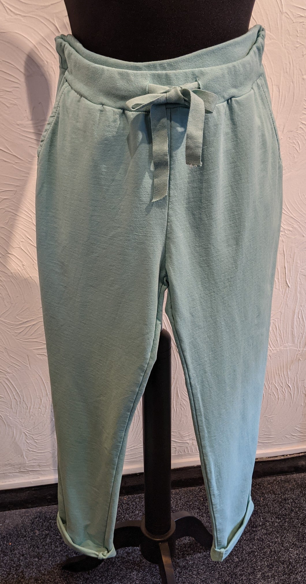 Plain Loungewear Joggers with Back Seam detail
