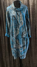 Load image into Gallery viewer, Italian Heavy  Cotton Cowl Neck Tunic/Dress - Feather Print
