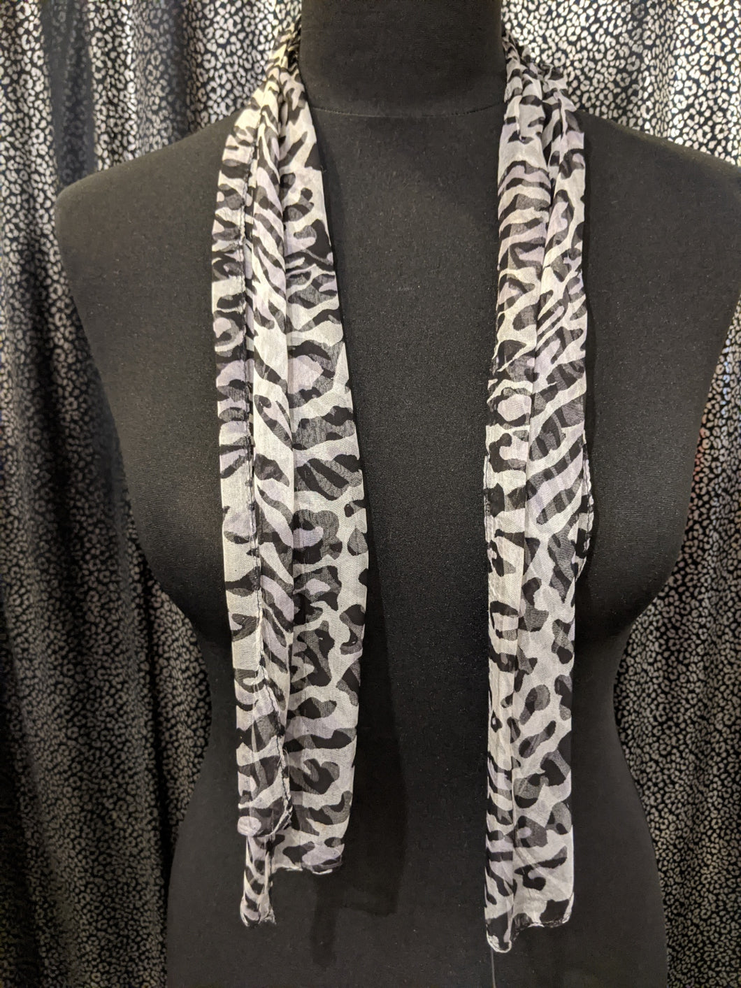 Small Scarf with Animal Spots Print in Sheer Viscose - Beige/Black